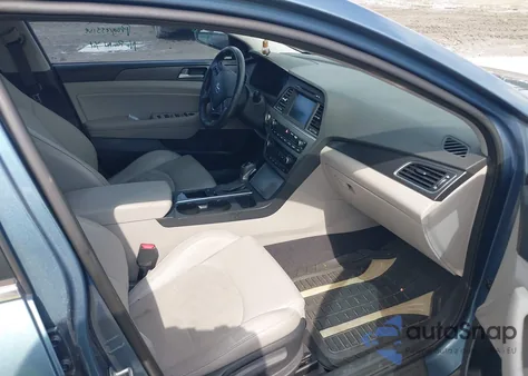 2016 Hyundai Sonata Sport z USA, uszkodzony, nr VIN 5NPE34AF7GH380054